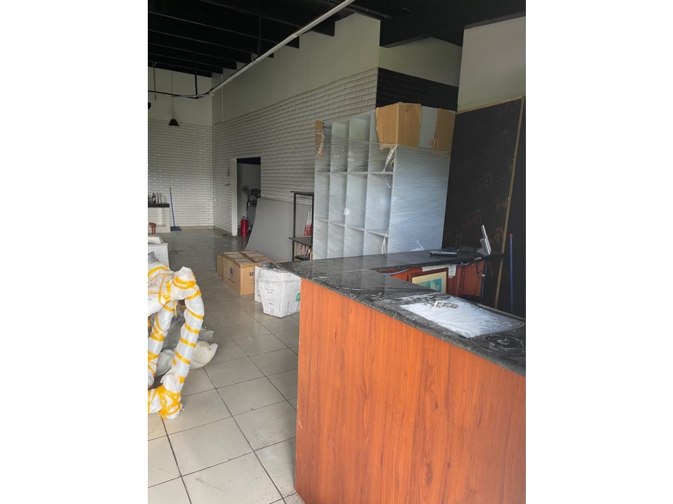 COLON / 160M2 / LOCAL PLANTA ALTA / VACIO / AS - 1