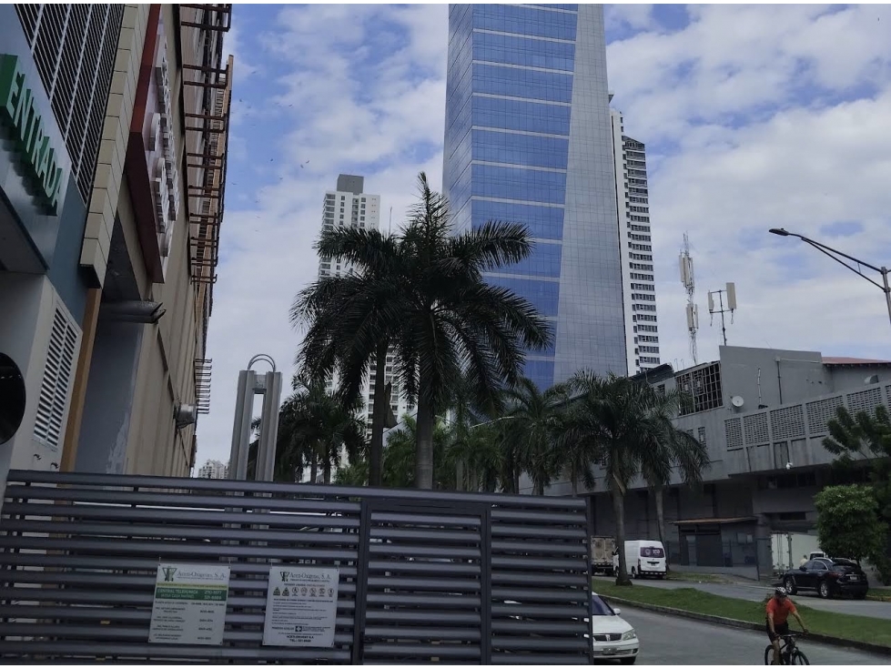 COSTA DEL ESTE / LOCAL COMERCIAL / 352M / 3 BAÑOS / PLANTA BAJA - 2