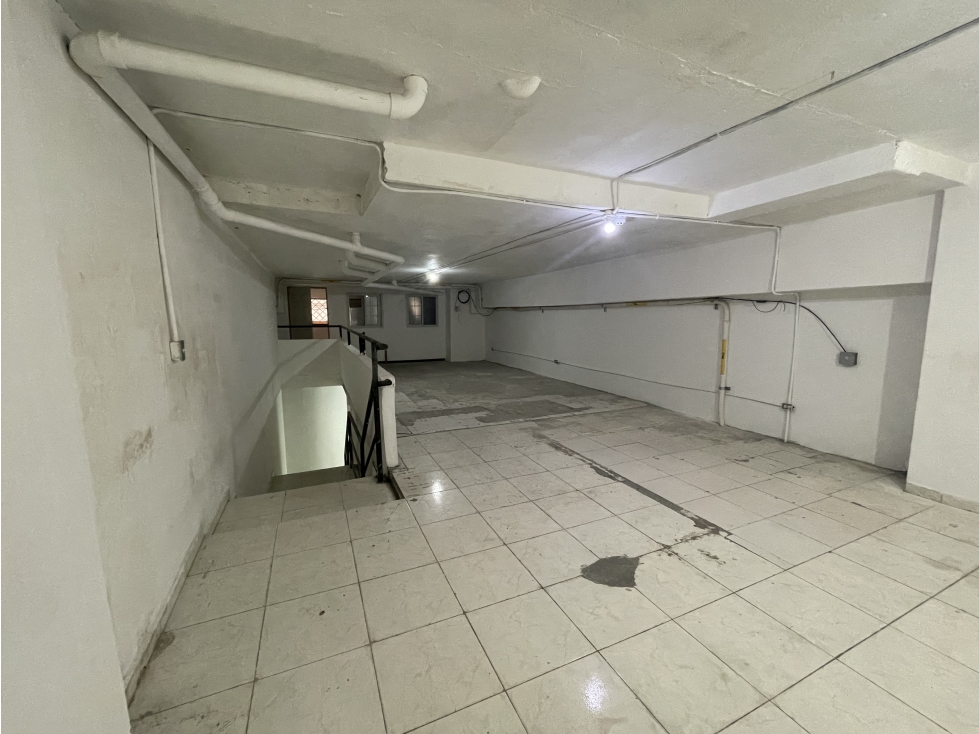CASCO VIEJO / PLAZA CENTRAL / 120M / 2 BAÑOS / COCINA / MEZZANINE — foto 2