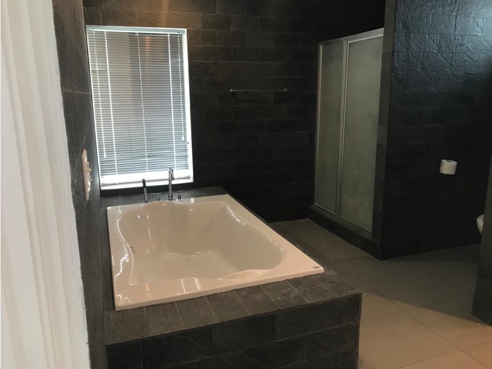 OBARRIO / CASA COMERCIAL O RESIDENCIAL / 500M / 2 NIVELES / DEPOSITO - 6