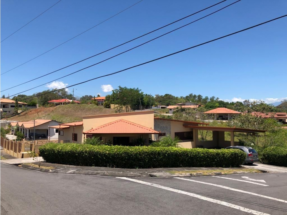 CHIRIQUI / DAVID / LAS LOMAS DE SAN CARLOS / 7 HABITAC. / 1316m2 YG