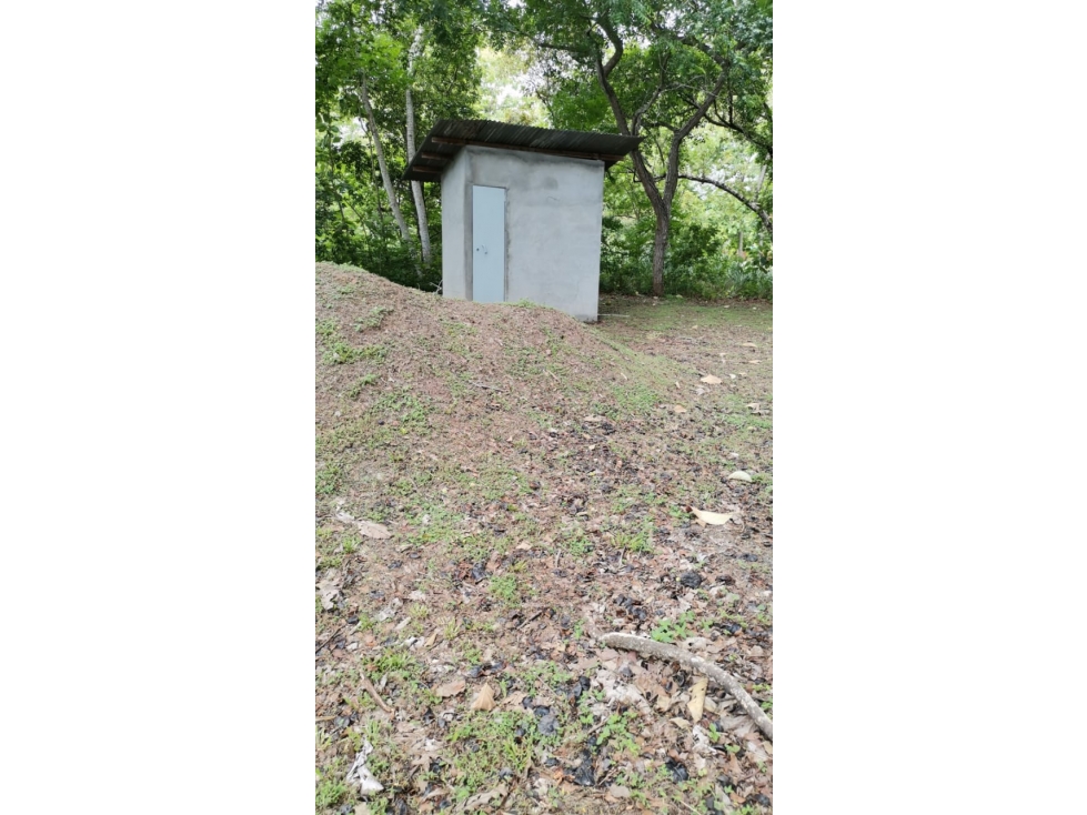TERRENO DE ESQUINA / SAN CARLOS / COSTA ESMERALDA / 1000m2 - 2
