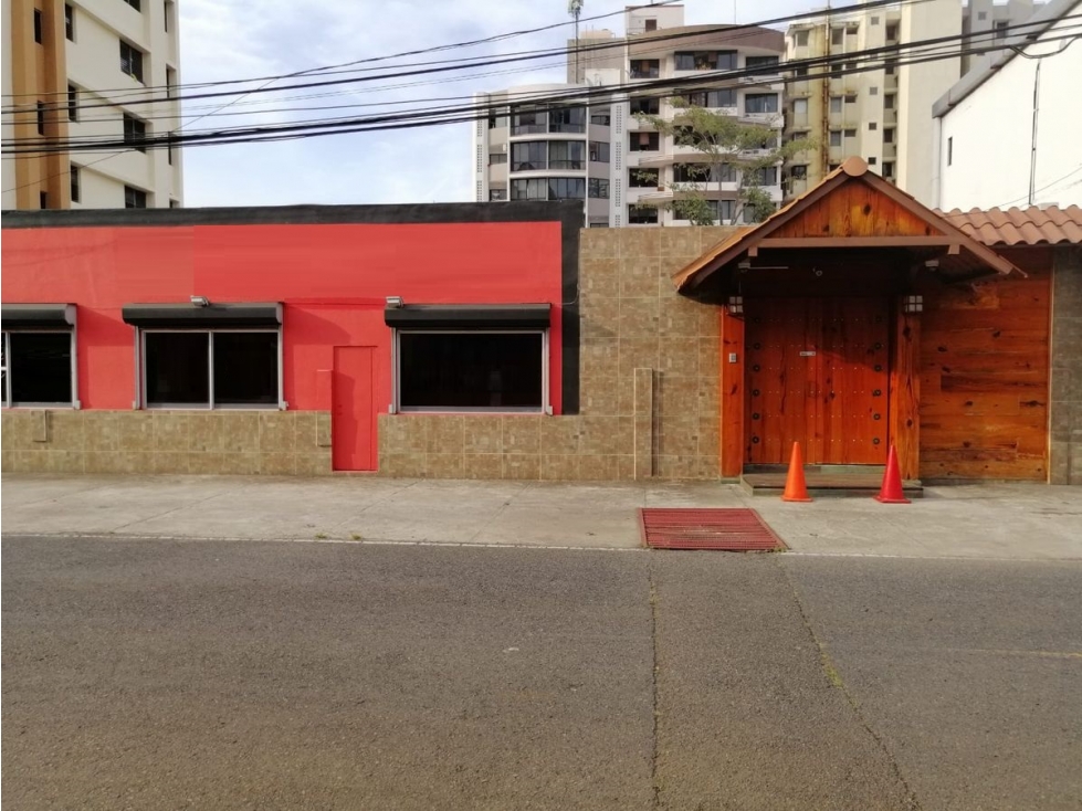 SAN FRANCISCO / CASA COMERCIAL / 307 M2 / VIA PRINCIPAL / 10 PARKING