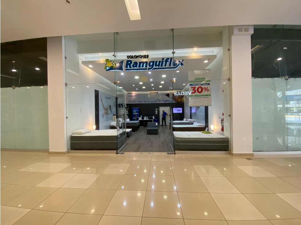 REMATE LOCAL COMERCIAL / WESTLAND MALL / DOS DIVISIONES / PLANTA BAJA