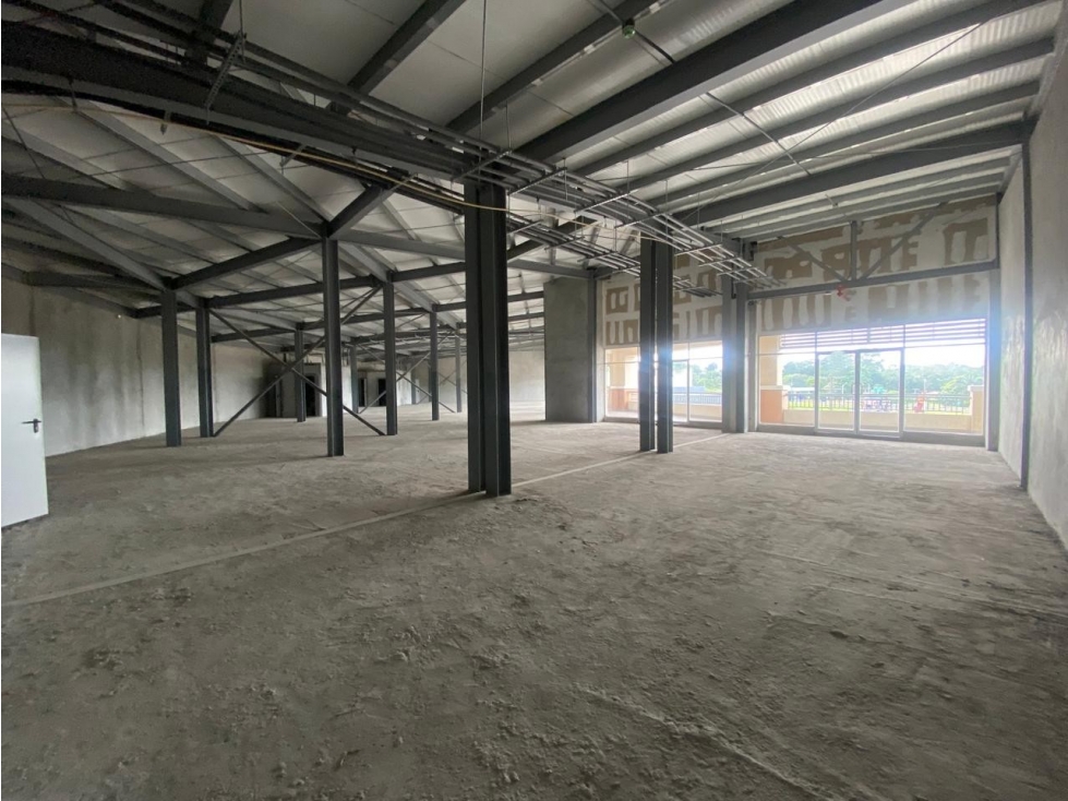 PEDREGAL / LOCAL COMERCIAL / PLAZA TERRANOVA / 70 M2 / PLANTA ALTA /J — foto 3