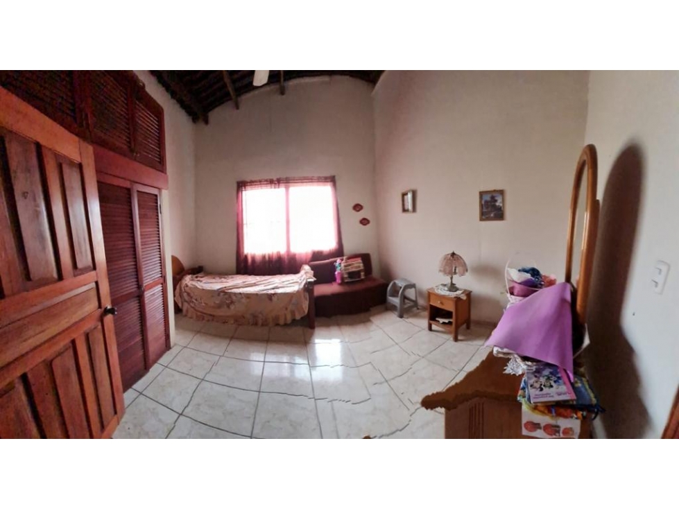 NUEVA GORGONA / 4 HECTAREAS / 5 HABITACIONES / PISCINA — foto 2