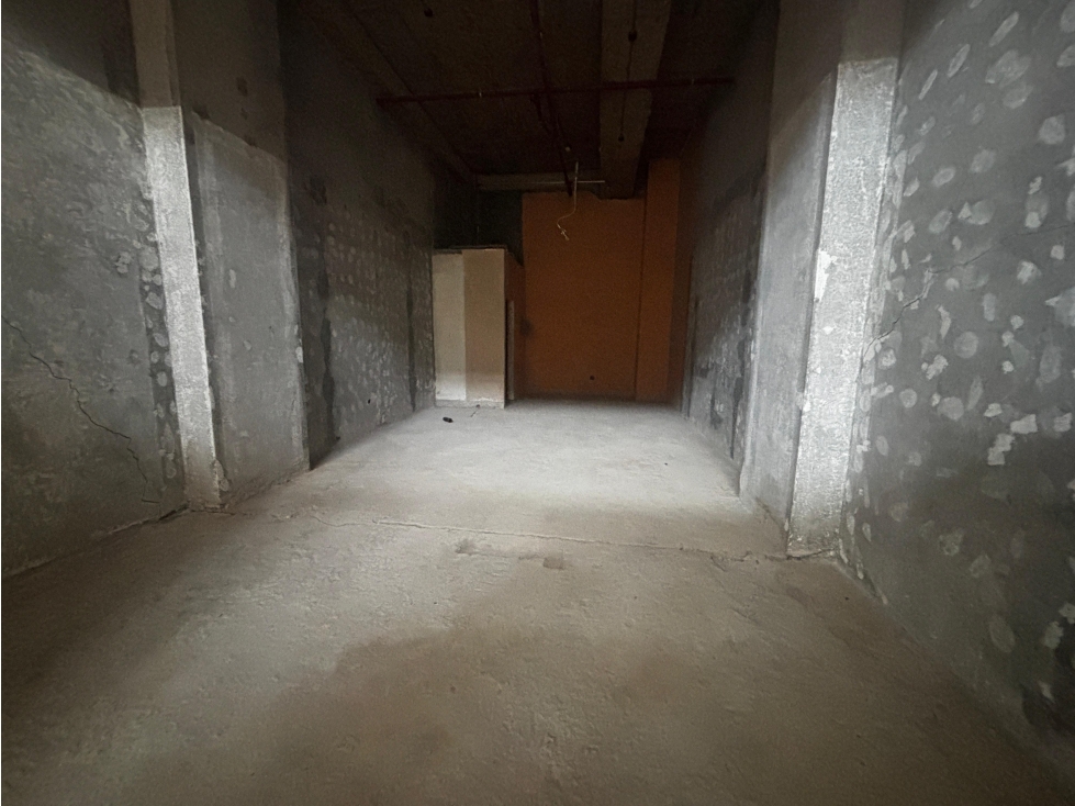 ARRAIJAN / WESTLAND MALL / LOCAL COMERCIAL / 85M / PLANTA BAJA - 3