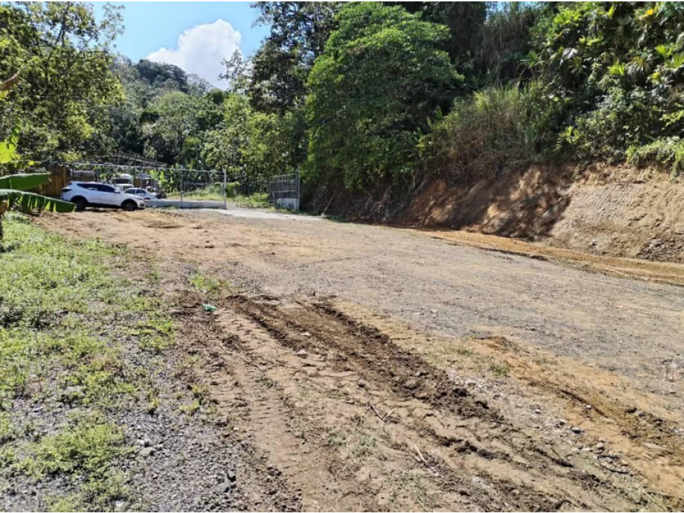 COLON / SABANITAS / TERRENO COMERCIAL / BOYD ROOSEVELT / 1800M YH - 2