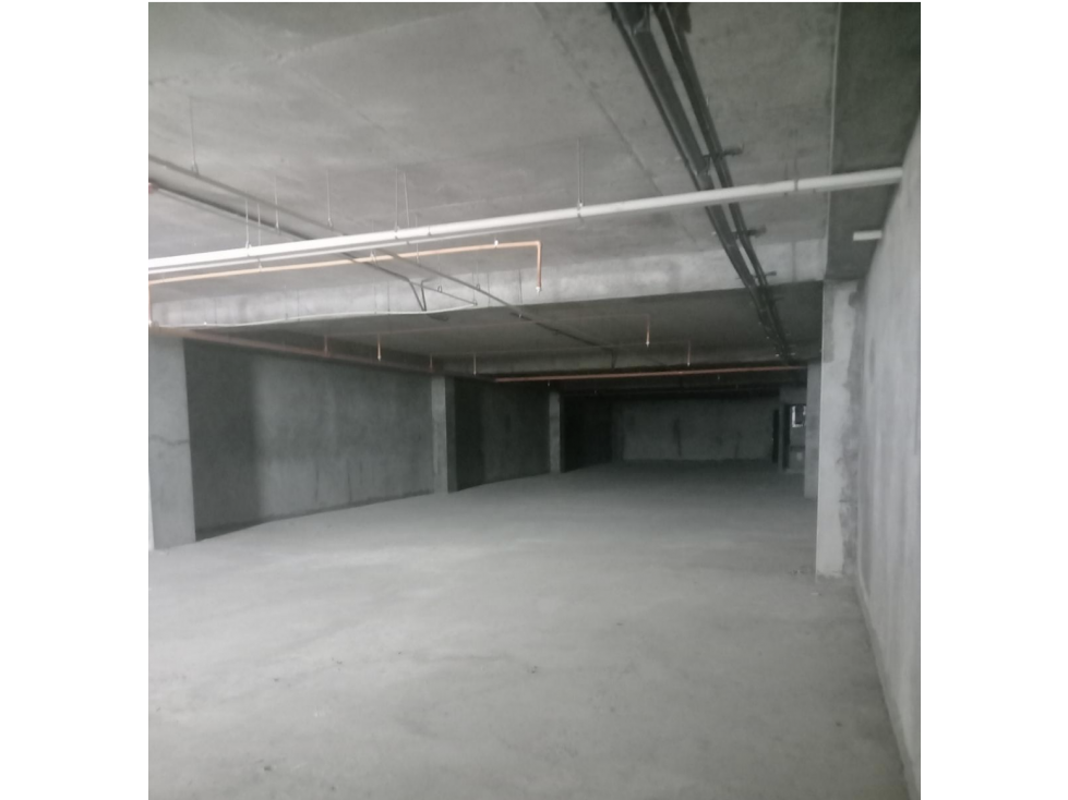 CENTRO COMERCIAL VILLA LUCRE / 342M / SOBRE VIA PRINCIPAL / PISO MEDIO — foto 5