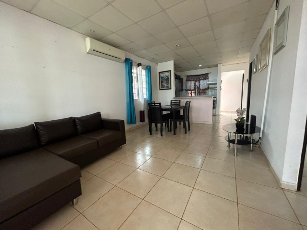 ARRAIJAN / URB. EL EDEN / 180M / 3 HABITACION / 1 PARKING / PATIO — foto 3