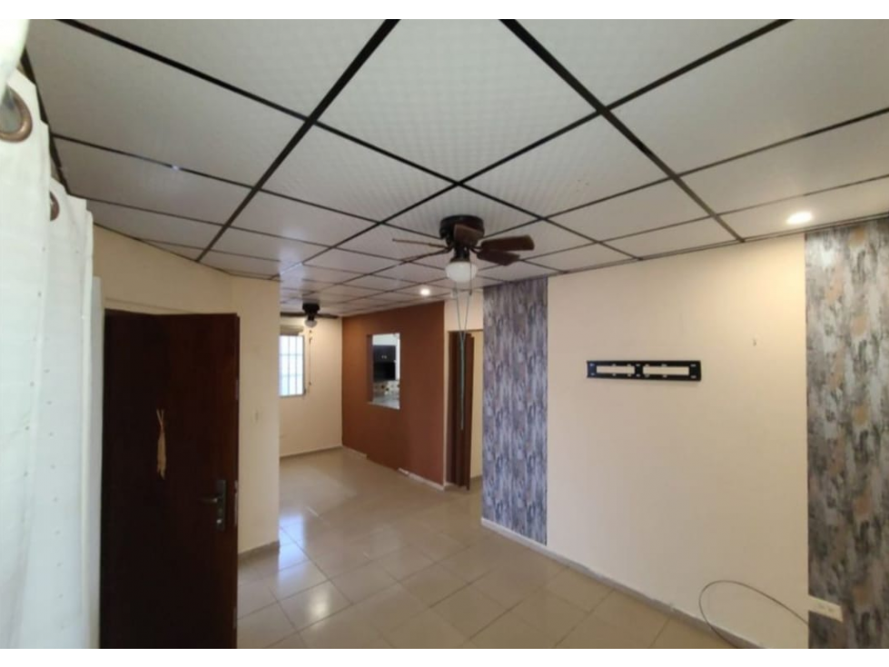 SE VENDE CASA EN CHITRE MARIMAR 352 M2 CON GASEVO