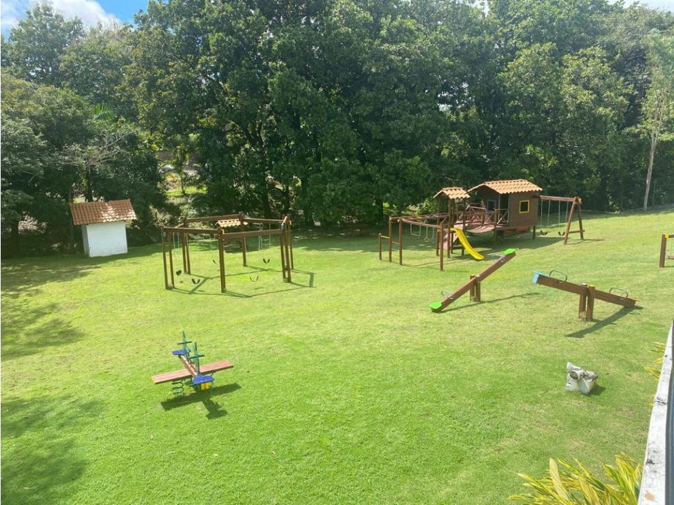 SE VENDE TERRENO EN LAS LAJAS SANTA FE 1316 M2 CON PISCINA