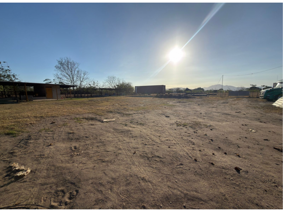 SE VENDE TERRENO PLANO PENONOMÉ 3,538M VIA PRINCIPAL EN VIA ASFALTADA — foto 2