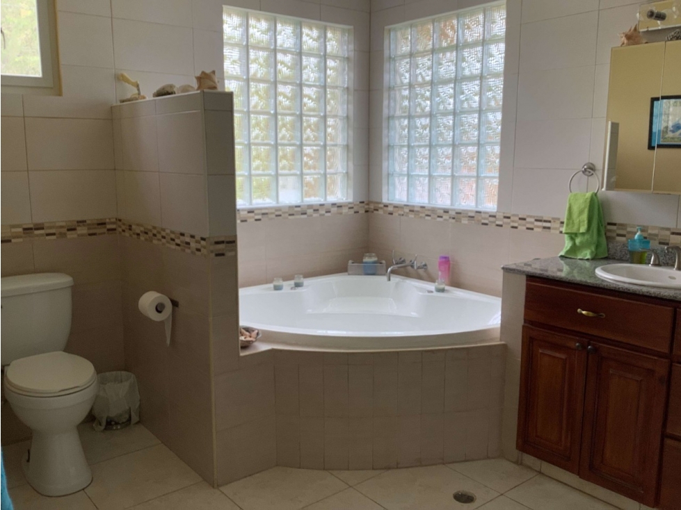 MARIA CHIQUITA / SAN MARINO OCEANFRONT / 1408m2 / 3 HABITACIONES - 6