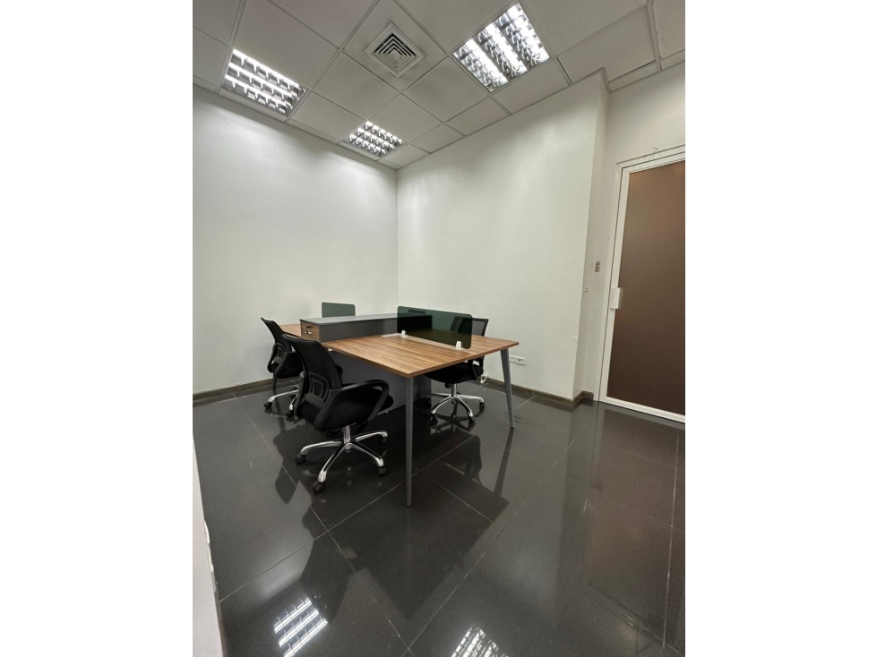 OFICINA / BELLA VISTA / PH HABITAT PLAZA / 180m2 / AMOBLADA — foto 3