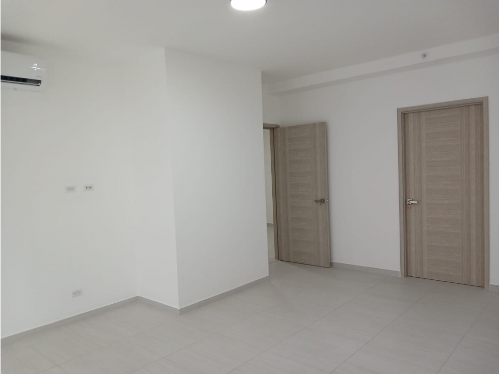 CALLE 50 / PH THE TOWERS / 3 HABITACIONES / 275M2 / TERRAZA — foto 2
