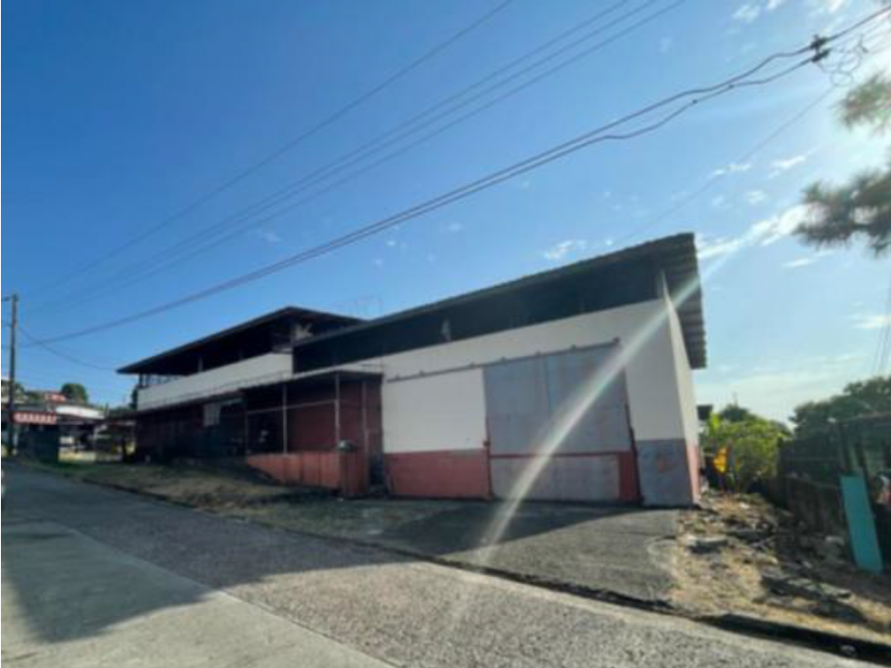 GALERA COMERCIAL / CON OFICINA / RIO ABAJO / 505M2 - 1