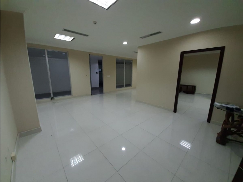 OFICINA / TOP TOWER / COSTA DEL ESTE / 75M2 /CC — foto 2