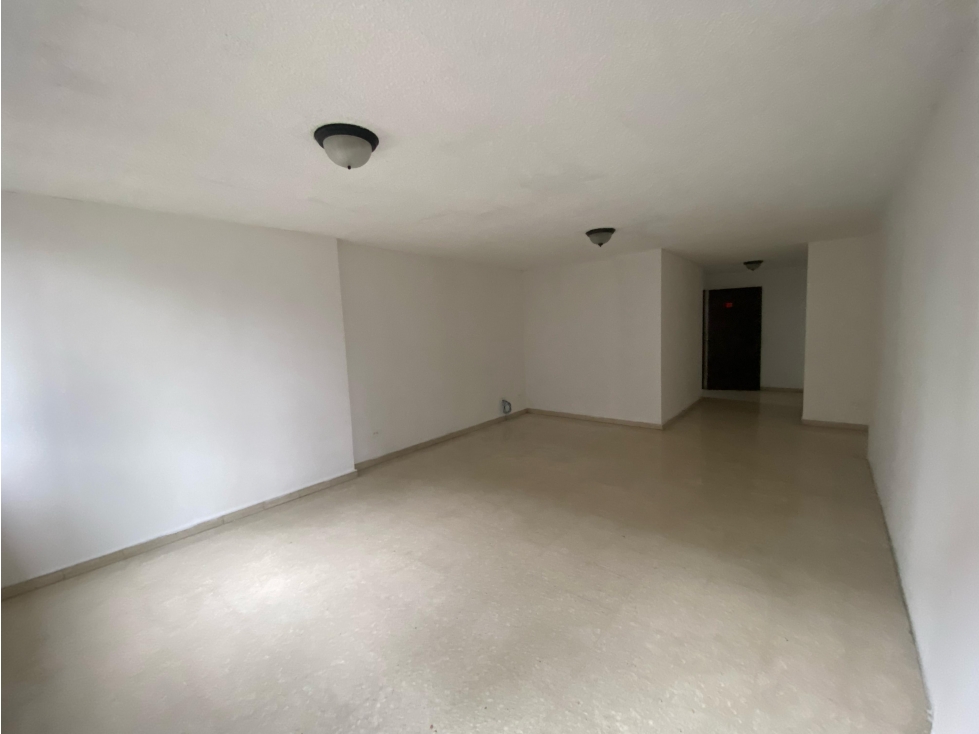 SE VENDE APARTAMENTO 154 M2 EN OBARRIO PH MONACO FACIL ACCESO — foto 2