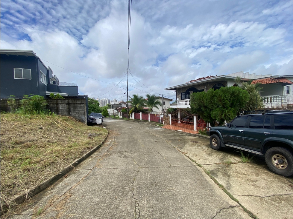 VENDO TERRENO EN ALTOS DE SANTA MARIA ALTOS DE PANAMA DE 281M — foto 2