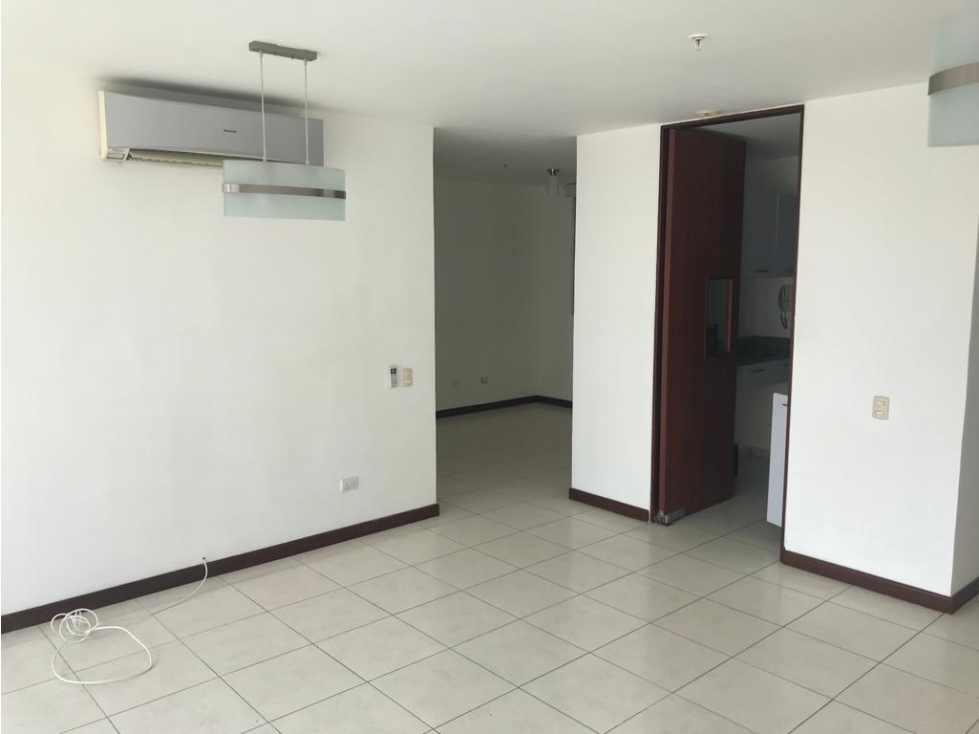 TUMBA MUERTO / ALTAVISTA TOWERS / 99 M / 3 HABITACION / BALCON — foto 2