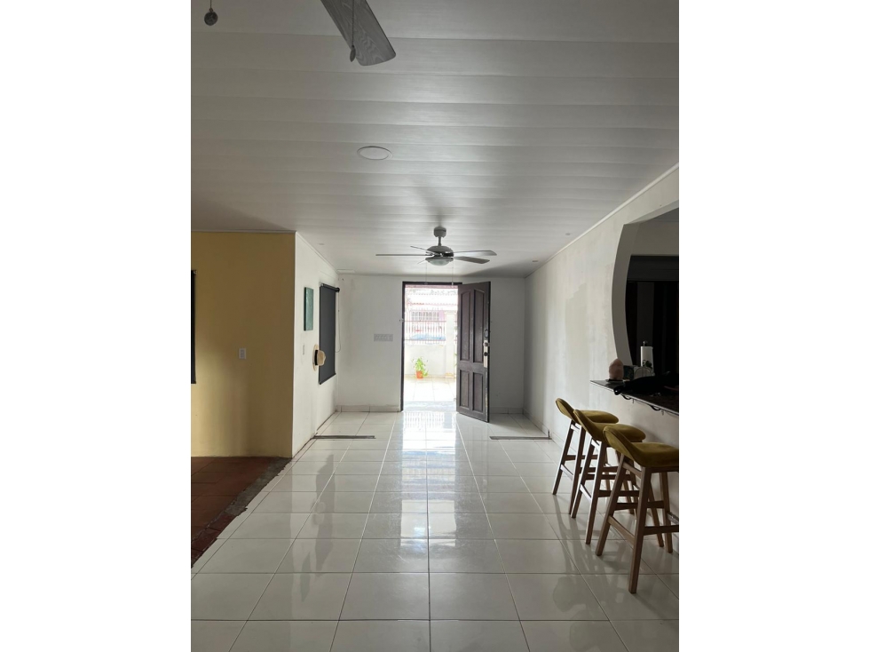 NUEVO REPARTO / PARQUE LEFEVRE / 245.68 M / 3 HABITACIONES / JC - 4