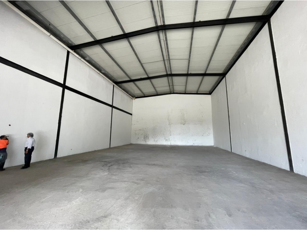 GALERA / JUAN DIAZ / PARQUE INDUSTRIAL / 500 M / MEZZANINE