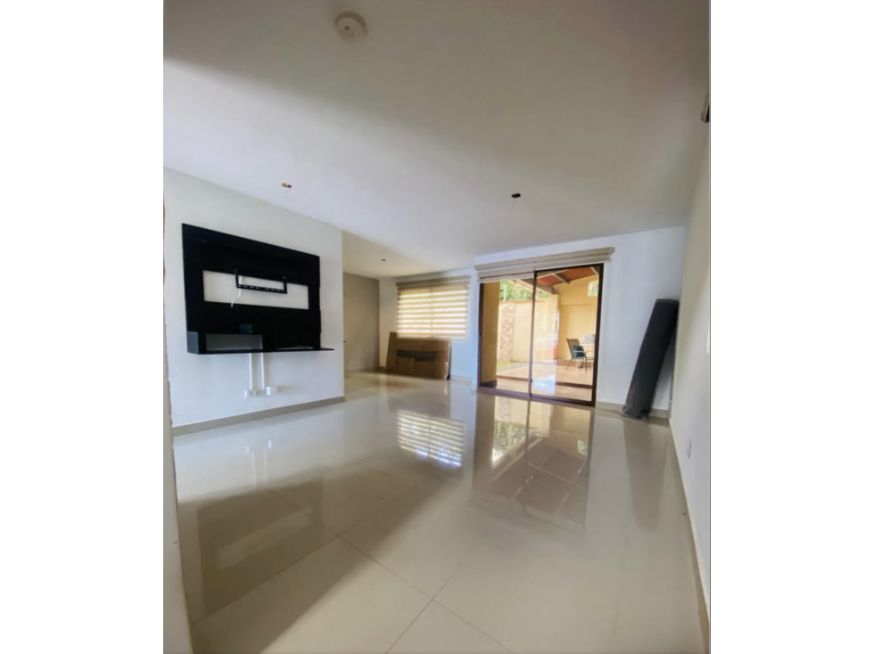 SE VENDE CASA EN ARRAIJAN SENDEROS DE BAMBU 209 M2 DOS NIVELES