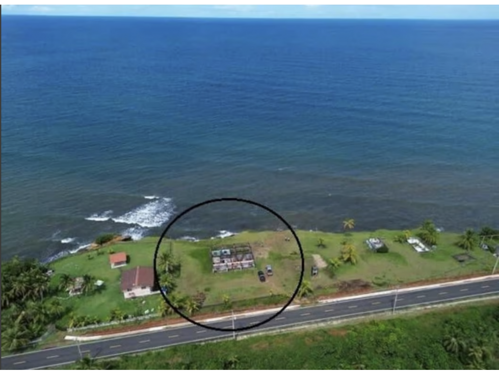 TERRENO FRENTE AL MAR / COLON PALMAS BELLAS / 2500M / ORILLA CALLE JC - 3