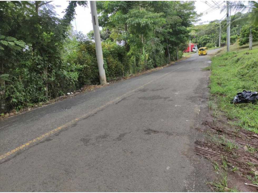 ARRAIJAN / NUEVO EMPERADOR / 2494M / TERRENO PLANO / SOBRE VIA - 2
