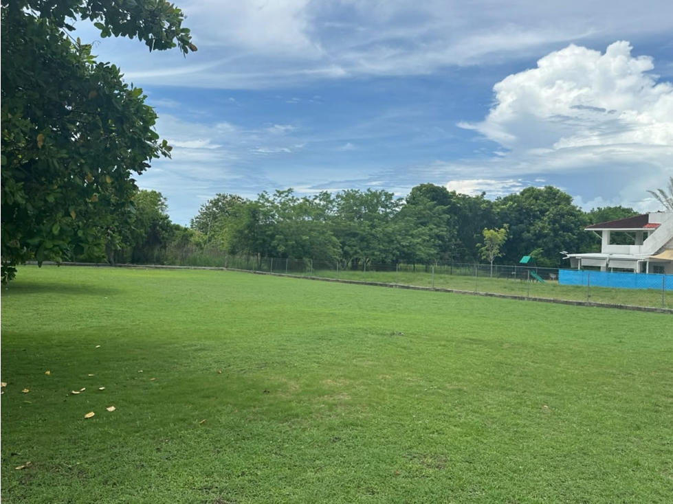 TERRENO / CHAME / 2500 M2 / CORONADO / DOS FINCAS