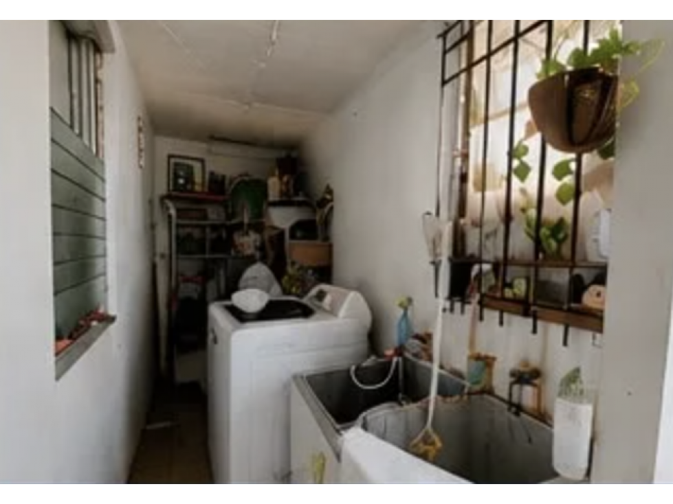 SE VENDE CASA BOULEVARD SAN ANTONIO 203M 4 HABITACIONES 3 BAÑOS — foto 6