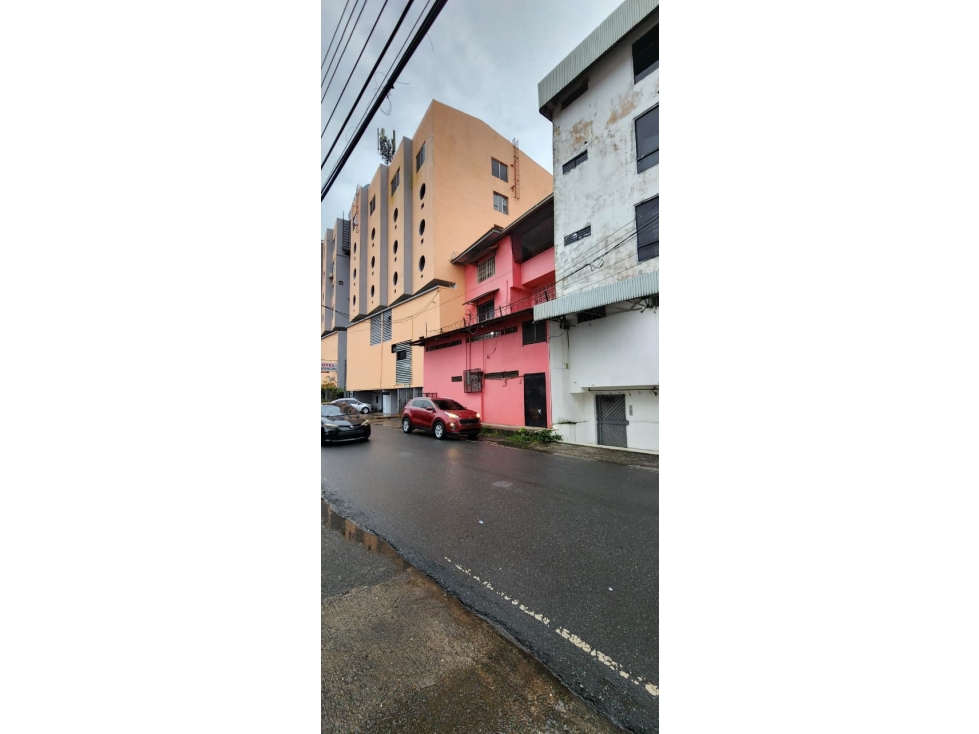 CHORRERA / EDIFICIO / 113 M2 / COMERCIAL / PLANTA BAJA - 3