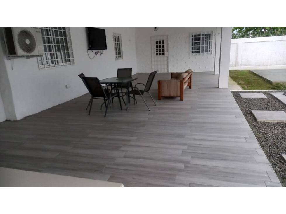 PENONOME / 4 HABITACIONES / 600 M2 / 2 BAÑOS / CON PISCINA — foto 4