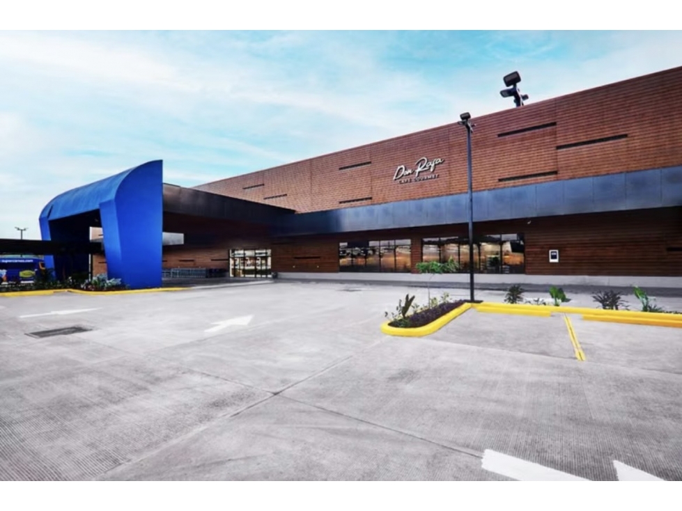 SE ALQUILA LOCAL COMERCIAL EN PLAZA WEST VILLAGE 95 M2 MODERNO — foto 3