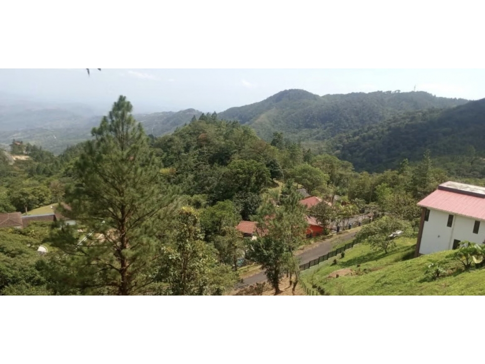 TERRENO / ALTOS DEL MARIA / SANTIAGO APOSTOL / 2621 M2 / AMPLIO