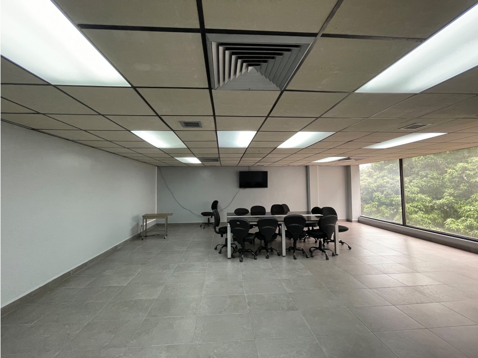 OFICINA / BELLA VISTA / PH VALLARINO / 82M / 1 DIVISION / MEZZANINE