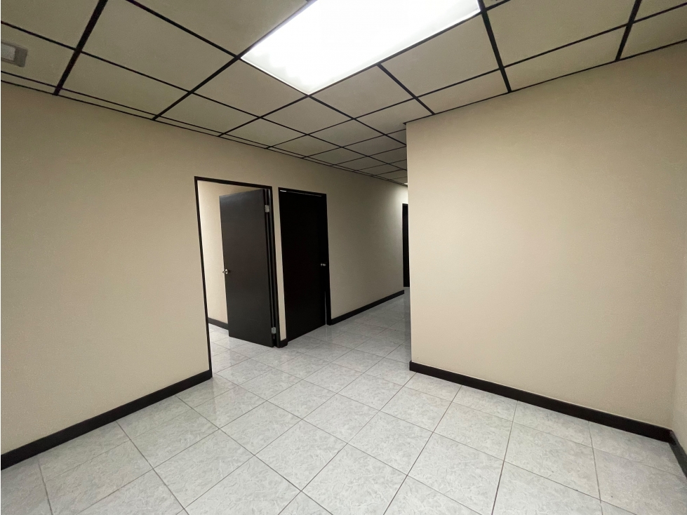 OFICINA / BELLA VISTA / VALLARINO / 153M / 1 BAÑO / PLANTA BAJA — foto 3