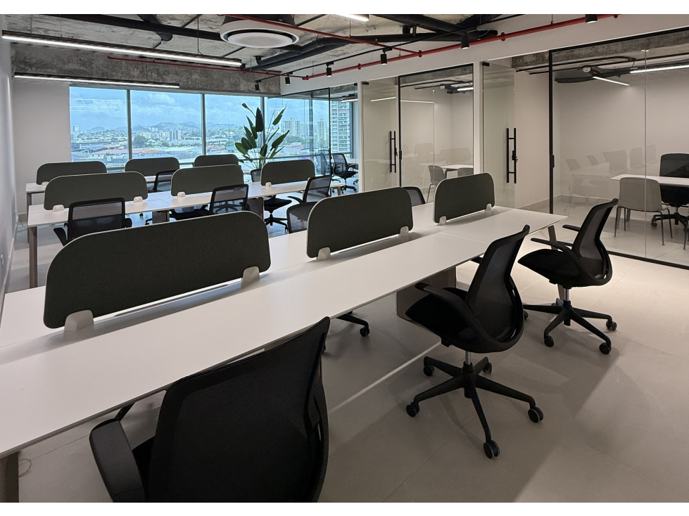 SE ALQUILA OFICINA EN COSTA DEL ESTE 130M 2 PARKING AMOBLADO — foto 2