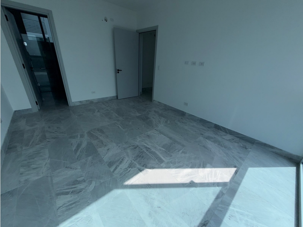SANTA MARIA / THE IVY / 162M / 3 HABITACIONES / 3 BAÑOS / BALCON — foto 3