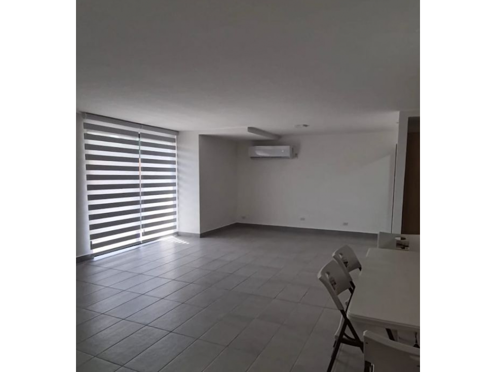 SE VENDE APARTAMENTO EN PH THE DISTRICT 215 M2 CON AMPLIO BALCON