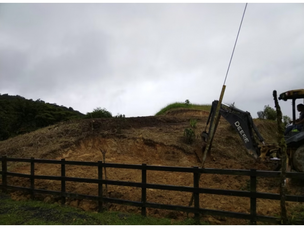 TERRENO / CHAME / ALTOS DE MARIA / 1314 M2 / CLIMAS FRESCOS / CASCADAS