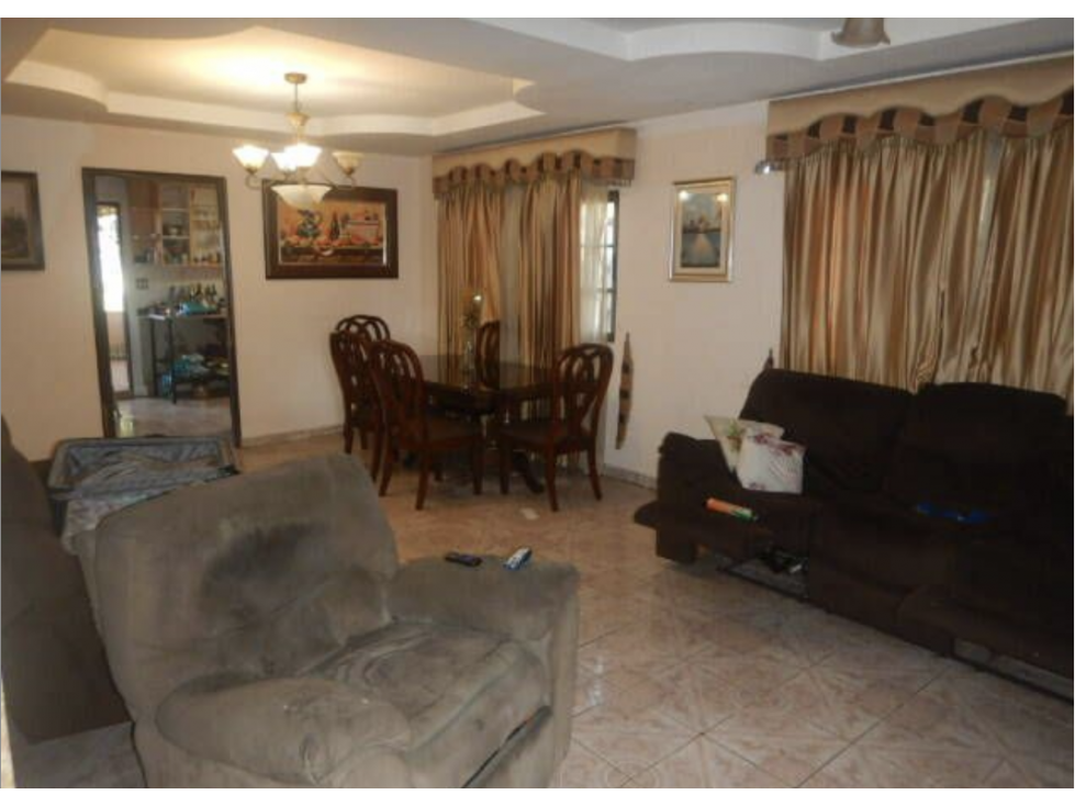 SE VENDE CASA DON BOSCO VILLA LAS ACACIAS 1,175M 5 HABITACIONES
