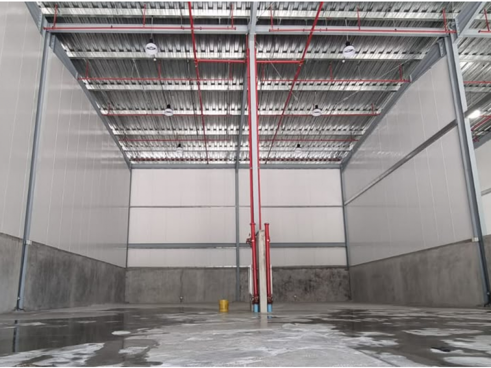 SE ALQUILA GALERA COMERCIAL JUAN DIAZ LEMAX 424M PLANTA BAJA NUEVO