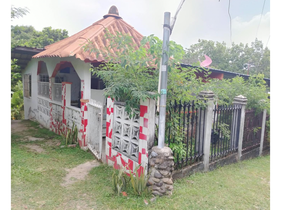 SE VENDE CASA EN SAN CARLOS 724 M2 CERCADA A MINUTOS DE PLAYAS