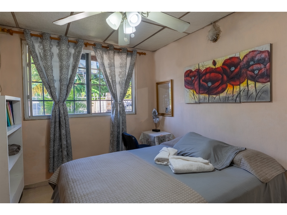 SE VENDE CASA 156 M2 EN JUAN DIAZ CAMPO LINDBERGH CON JARDIN CERCADA - 3