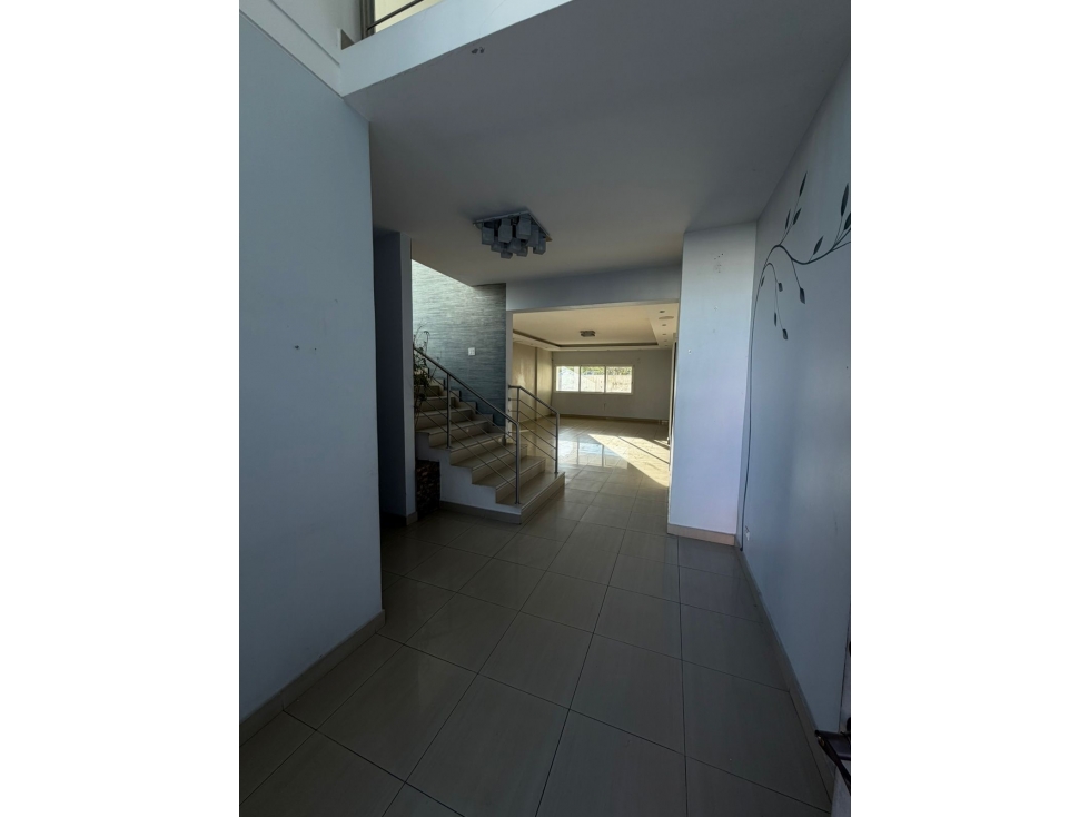 SE VENDE CASA ALTOS DE PANAMÁ HORIZONTES 552M 3 HABITACION 2 NIVELES — foto 5