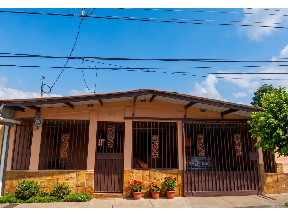 SE VENDE CASA NUEVO ARRAIJAN ALTOS DE SAN GABRIEL 205M CERCA METRO L3 - 1
