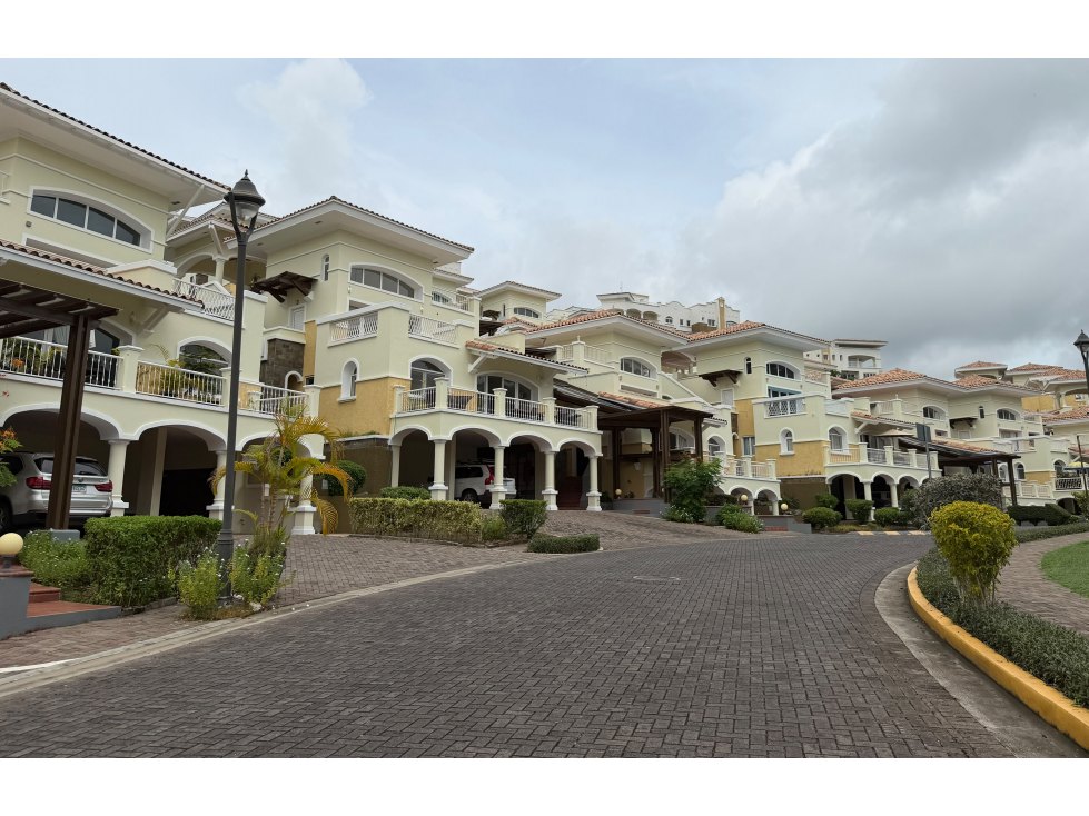 SE VENDE APARTAMENTO 138M COCOLI TUCAN COUNTRY CLUB AND RESORT