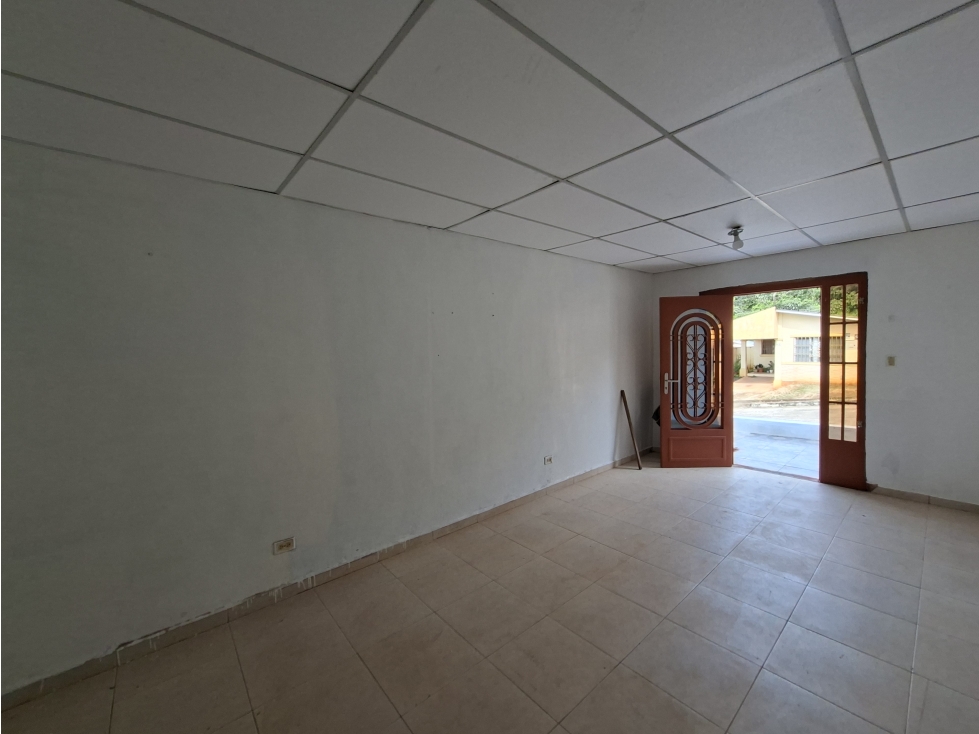 PEDREGAL / VILLALOBOS / 223M / 3 HABITACIONES / 1 BAÑO / TERRAZA — foto 3